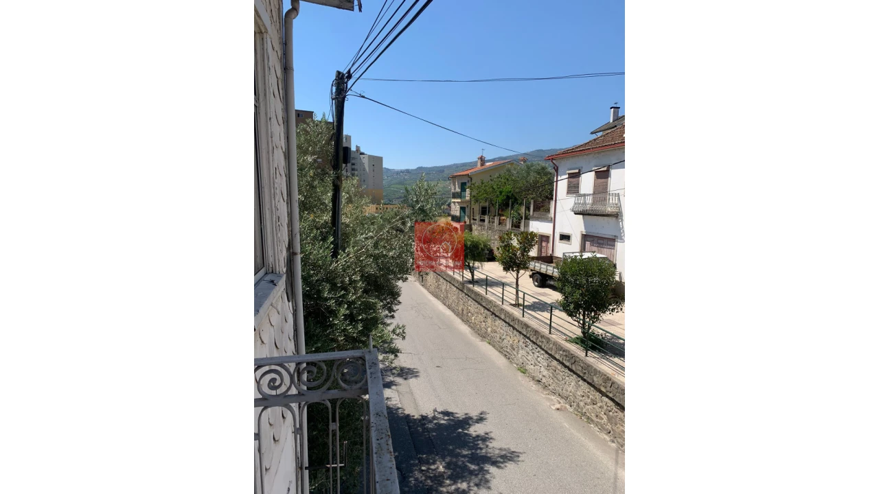 Moradia T5 para Venda em Peso da Régua e Godim Foto 49