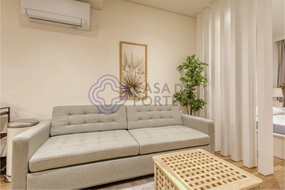 Apartamento T2 para Venda em Cedofeita, Santo Ildefonso, Sé, Miragaia, São Nicolau e Vitória Foto 2
