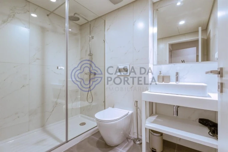 Apartamento T2 para Venda em Cedofeita, Santo Ildefonso, Sé, Miragaia, São Nicolau e Vitória Foto 22