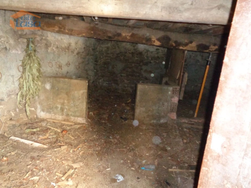 Prédio para Venda em Moimenta da Beira Foto 15