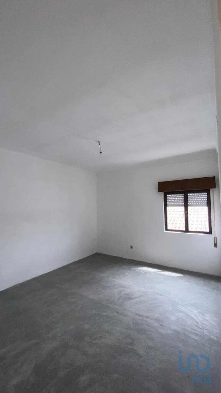 Loja para Venda em Benavila e Valongo Foto 13