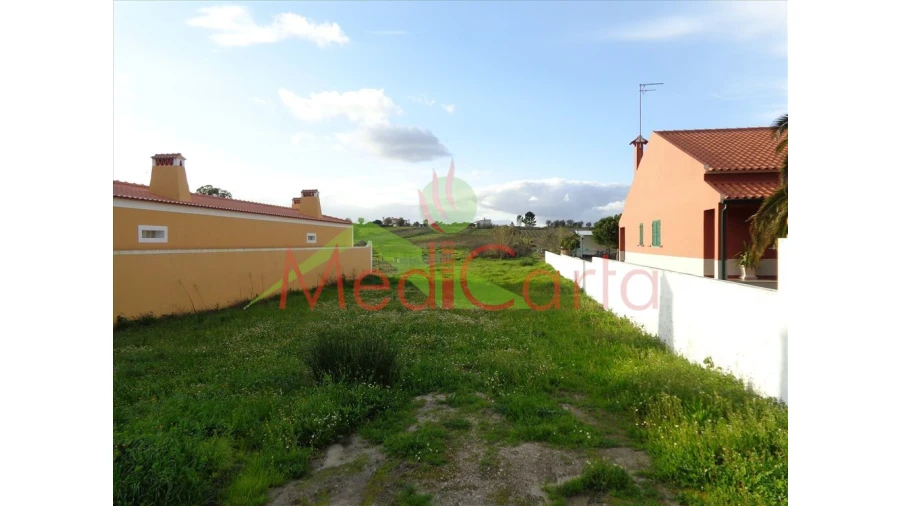 Terreno para Venda em Vila Chã de Ourique Foto 1