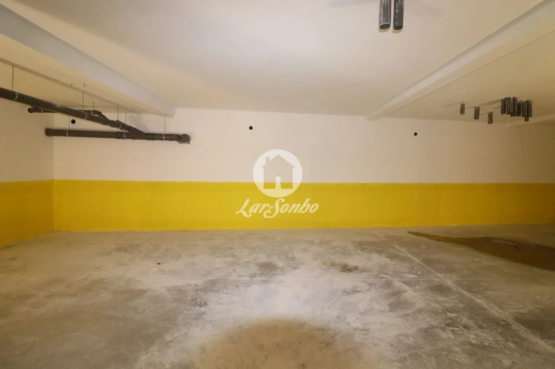 Apartamento T2 para Venda em Espinho Foto 16