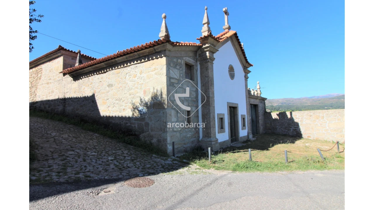 Moradia T5 para Venda em Aguiã Foto 6