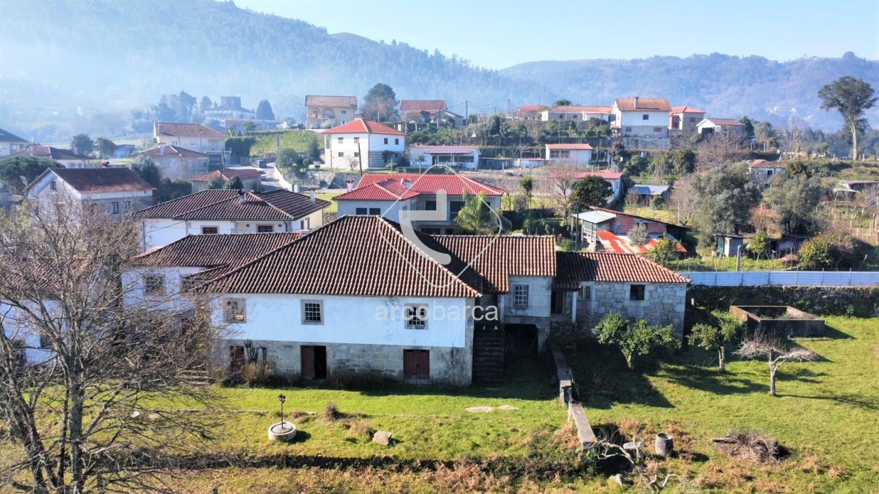 Moradia T5 para Venda em Aguiã Foto 25