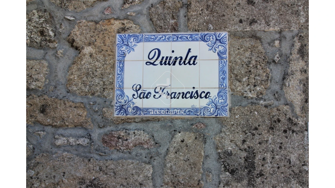 Moradia T5 para Venda em Aguiã Foto 19