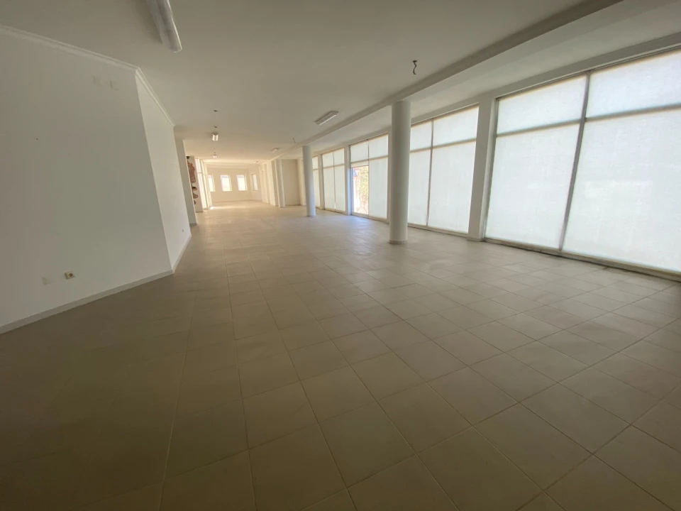 Loja para Venda em Agrela Foto 8