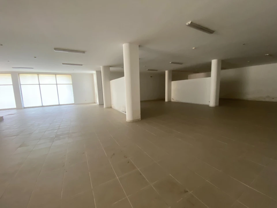 Loja para Venda em Agrela Foto 14