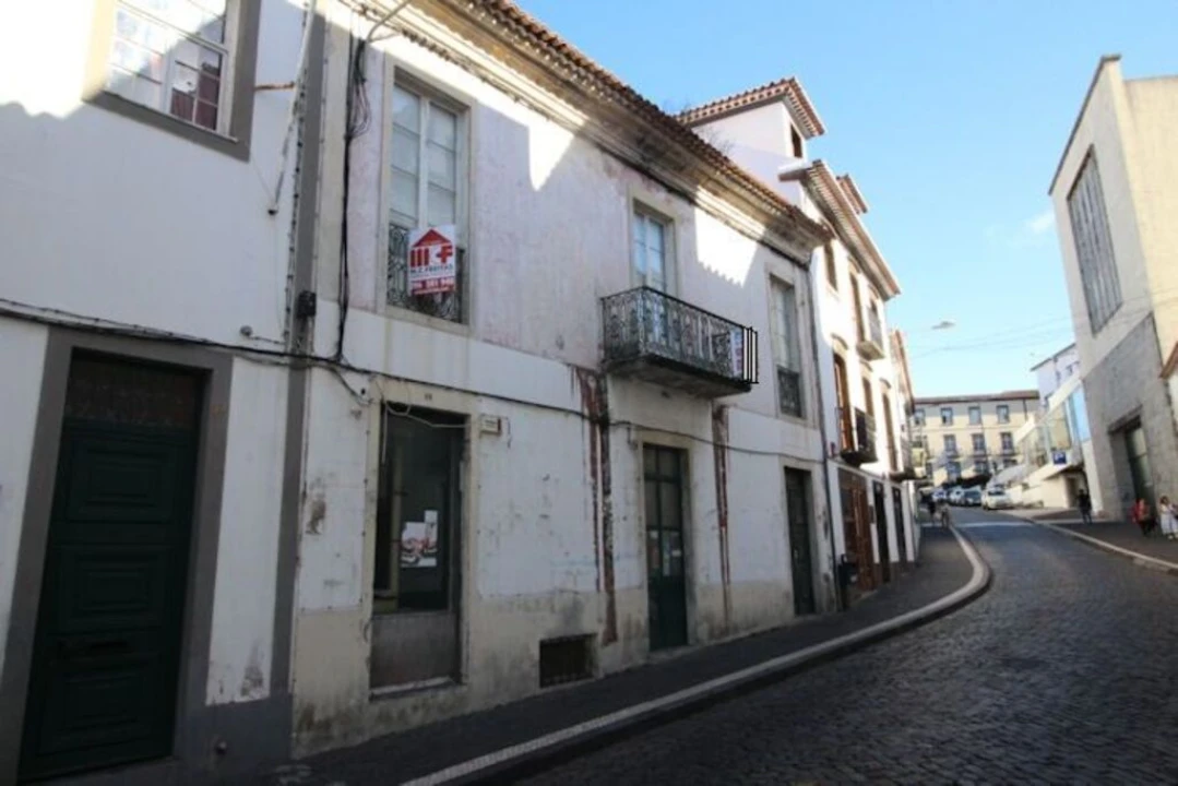 Moradia T3 para Venda em Ponta Delgada (São Sebastião) Foto 1