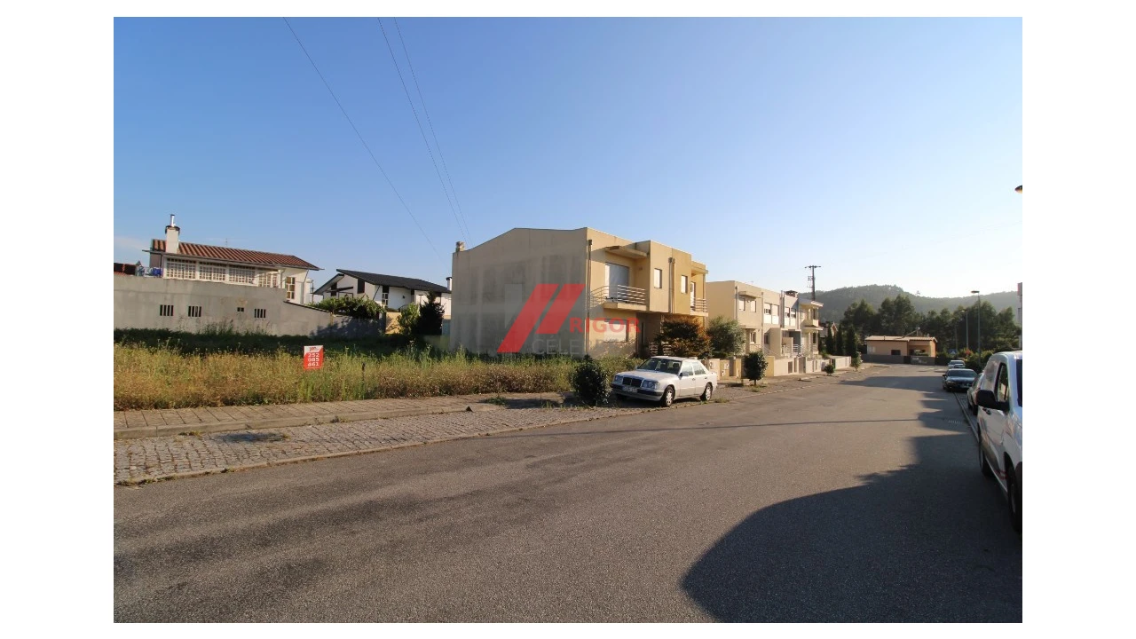 Terreno para Venda em Alvarelhos e Guidões Foto 3