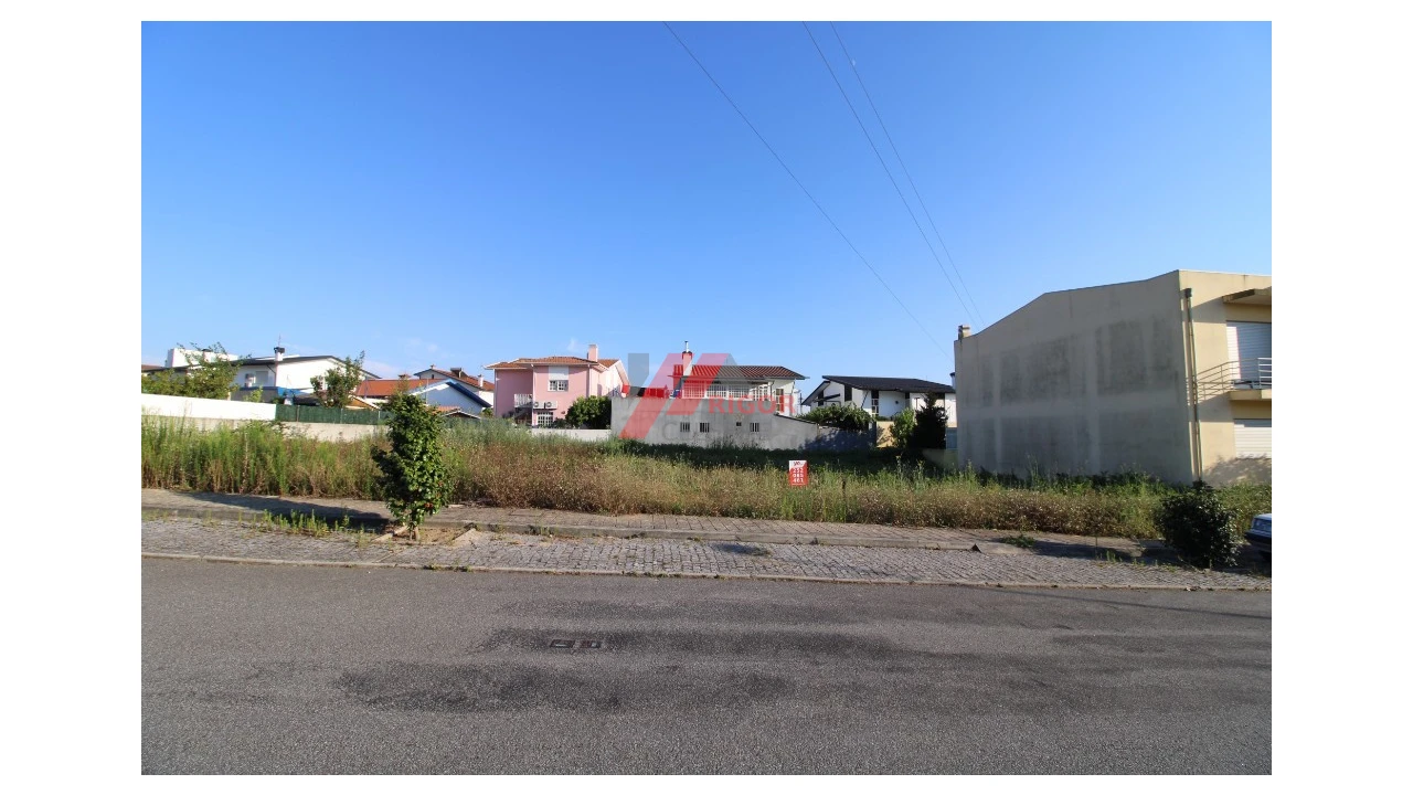 Terreno para Venda em Alvarelhos e Guidões Foto 2