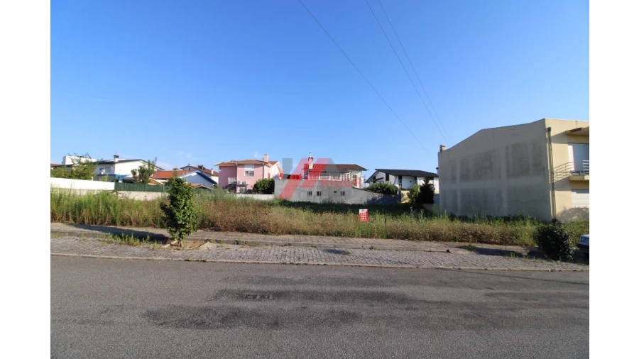 Terreno para Venda em Alvarelhos e Guidões Foto 2