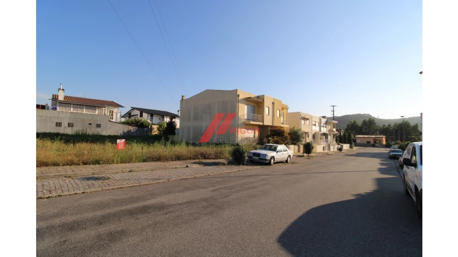 Terreno para Venda em Alvarelhos e Guidões Foto 3