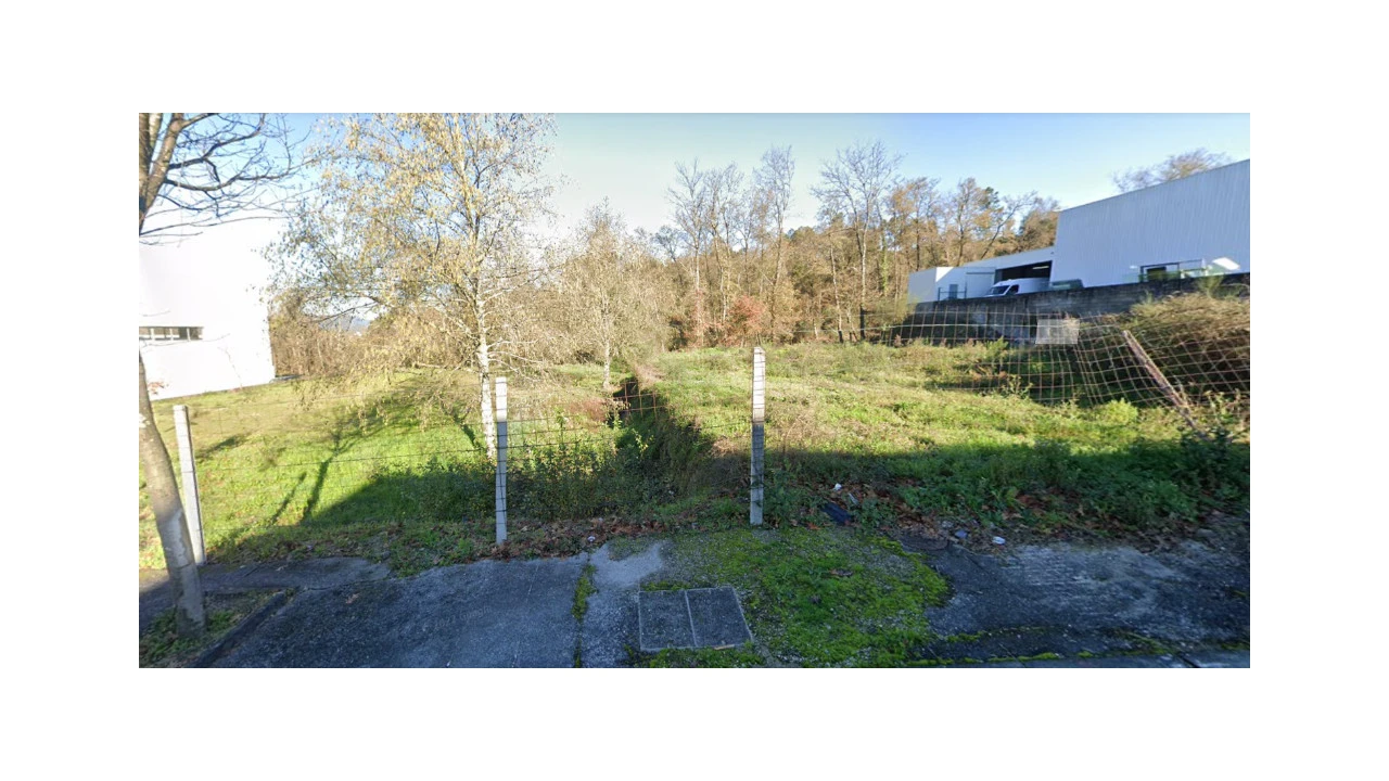 Terreno para Venda em Candoso Santiago e Mascotelos Foto 3