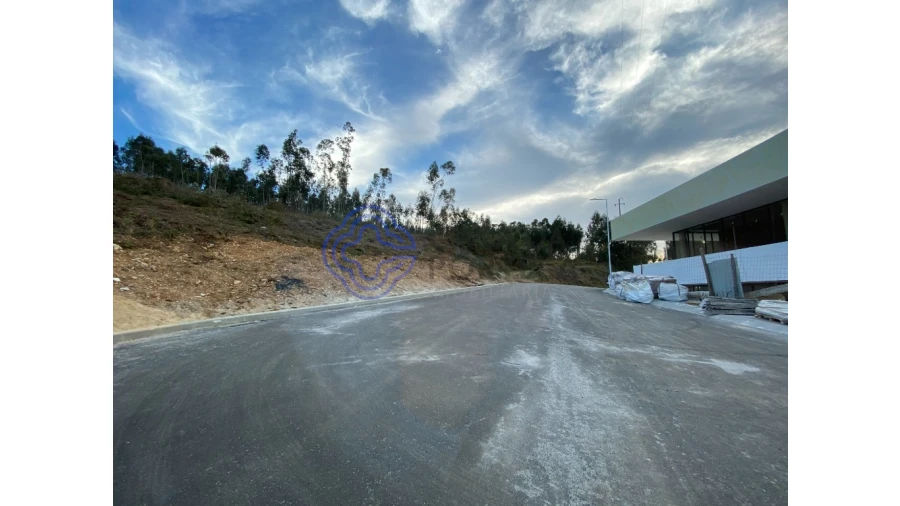 Terreno para Venda em Sandim, Olival, Lever e Crestuma Foto 9