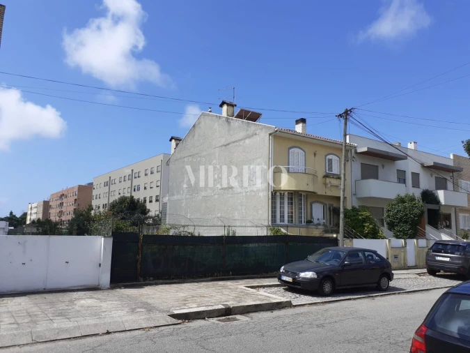 Terreno para Venda em São Mamede de Infesta e Senhora da Hora Foto 2