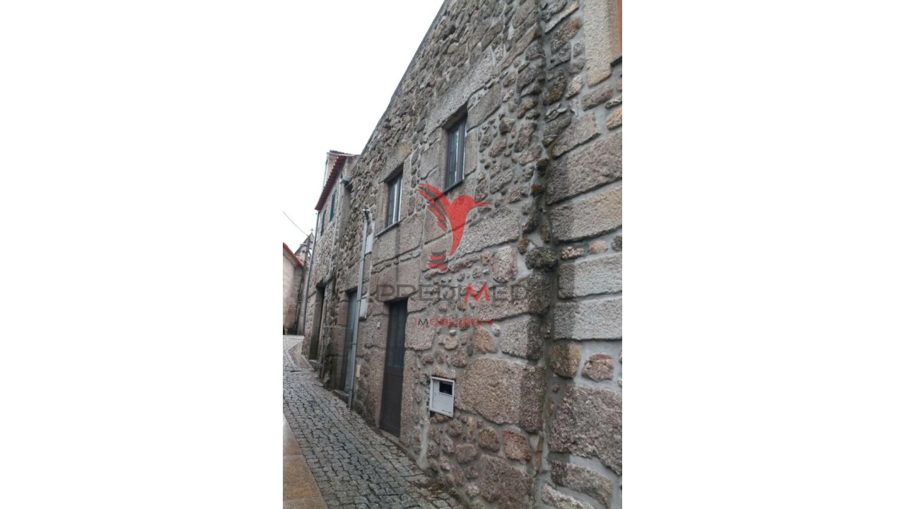 Moradia T2 para Venda em Algodres Foto 20