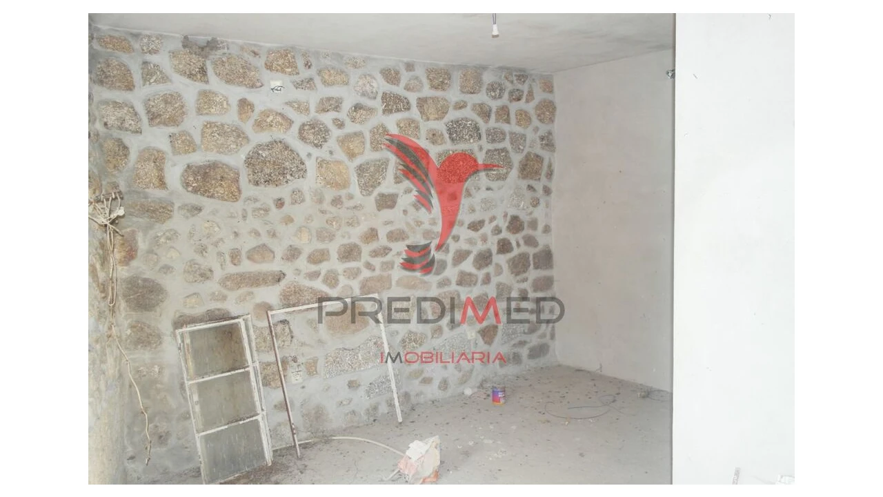 Moradia T2 para Venda em Algodres Foto 12