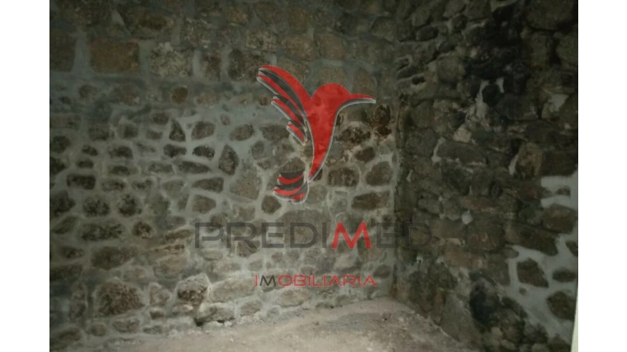 Moradia T2 para Venda em Algodres Foto 14