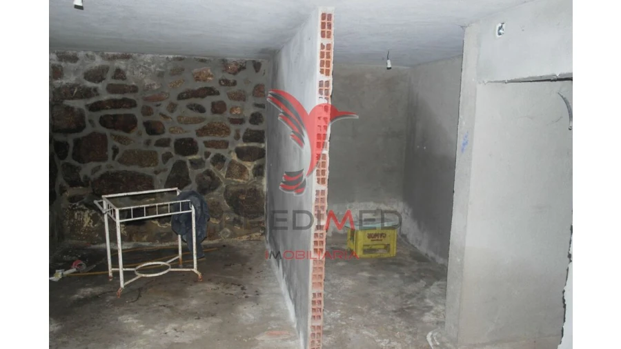 Moradia T2 para Venda em Algodres Foto 10