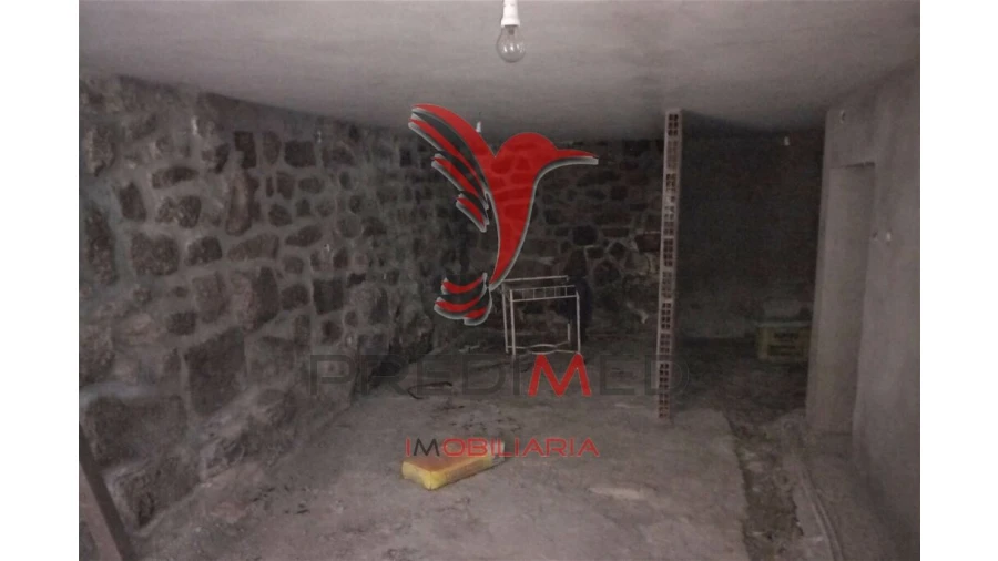 Moradia T2 para Venda em Algodres Foto 17