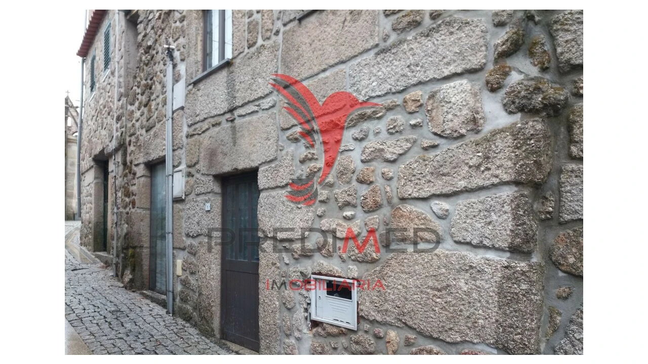 Moradia T2 para Venda em Algodres Foto 18