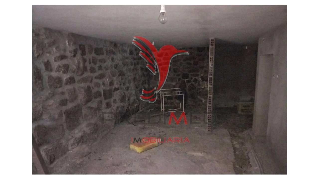 Moradia T2 para Venda em Algodres Foto 17