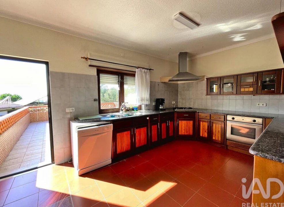 Prédio para Venda em Monte Redondo e Carreira Foto 17