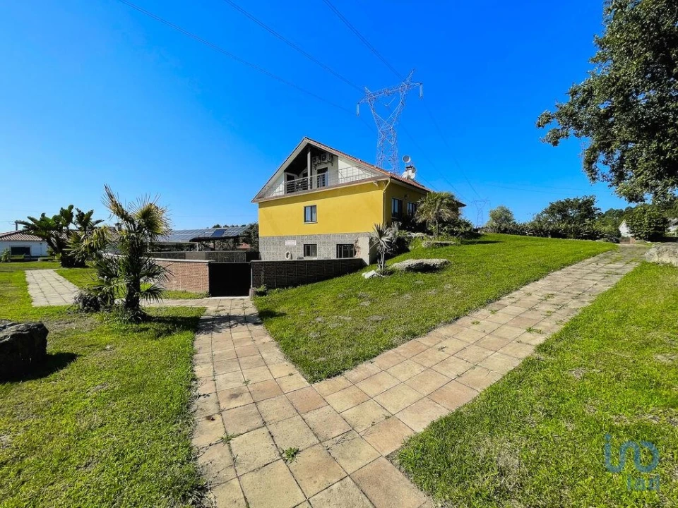 Prédio para Venda em Monte Redondo e Carreira Foto 8