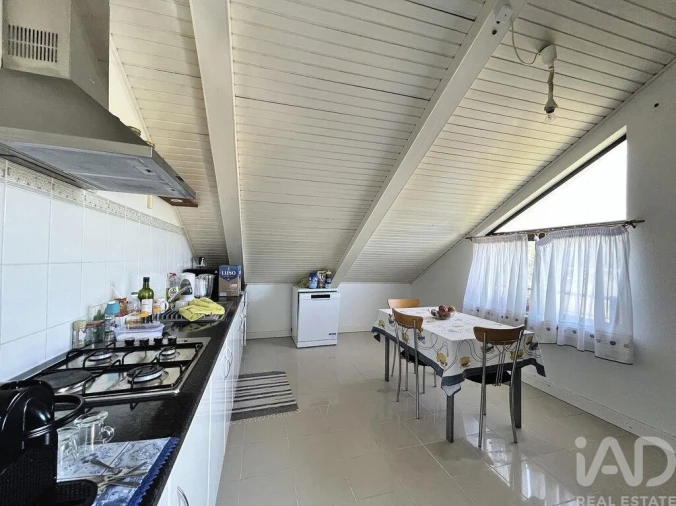 Prédio para Venda em Monte Redondo e Carreira Foto 24