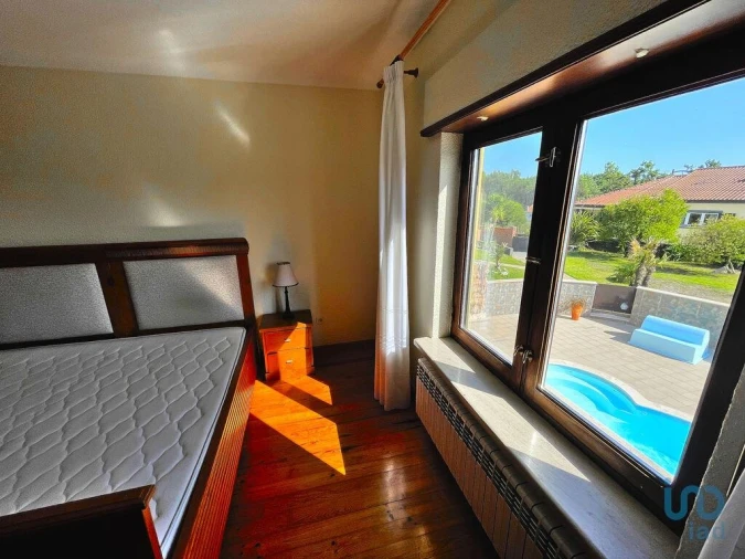 Prédio para Venda em Monte Redondo e Carreira Foto 12