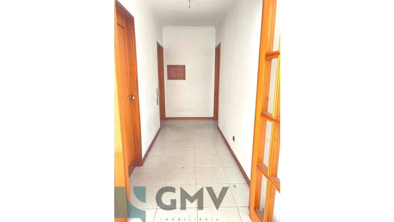 Apartamento T3 para Venda em Caldelas Foto 3