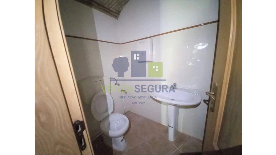 Loja para Venda em Safara e Santo Aleixo da Restauração Foto 4