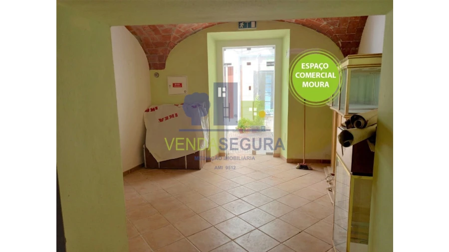 Loja para Venda em Safara e Santo Aleixo da Restauração