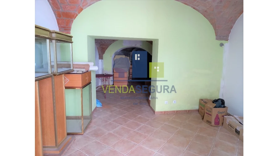 Loja para Venda em Safara e Santo Aleixo da Restauração Foto 2