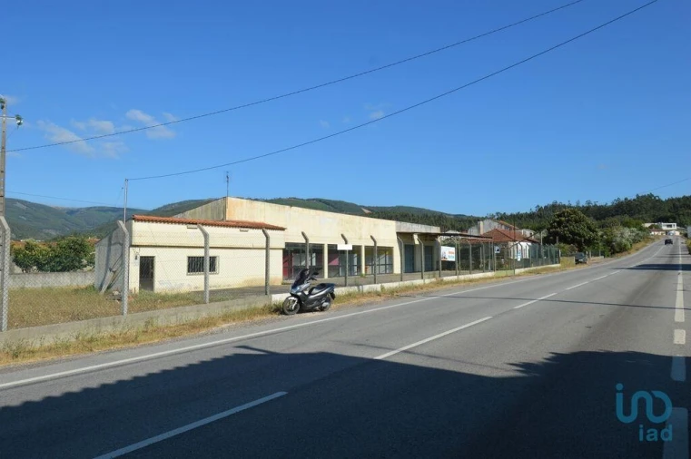 Loja para Venda em São Miguel, Santa Eufémia e Rabaçal