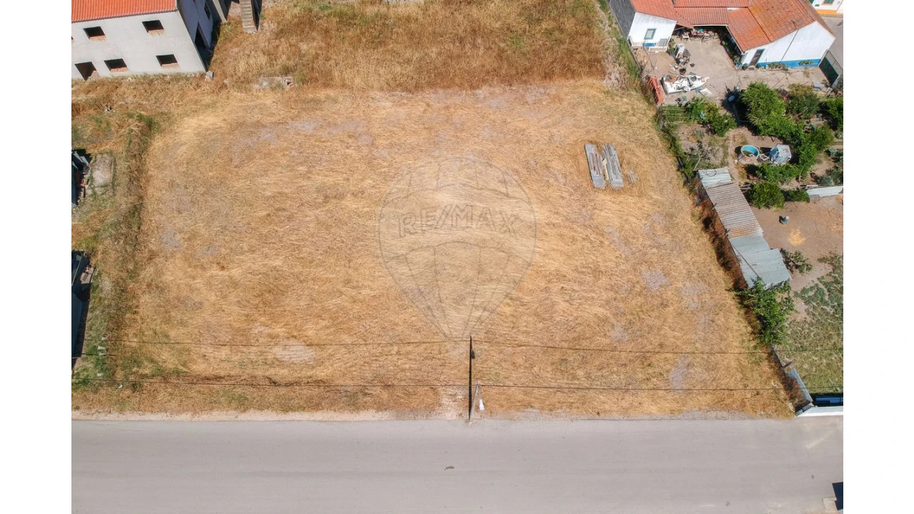 Terreno para Venda em Couço Foto 12
