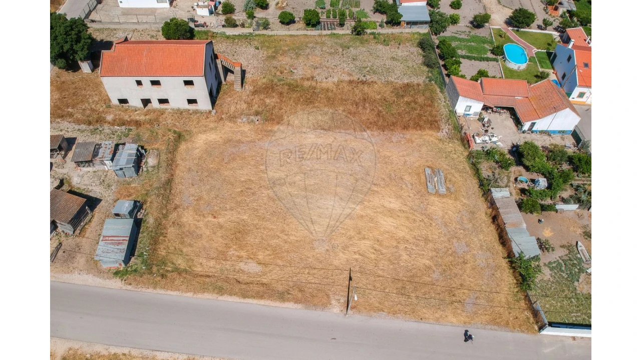 Terreno para Venda em Couço Foto 5