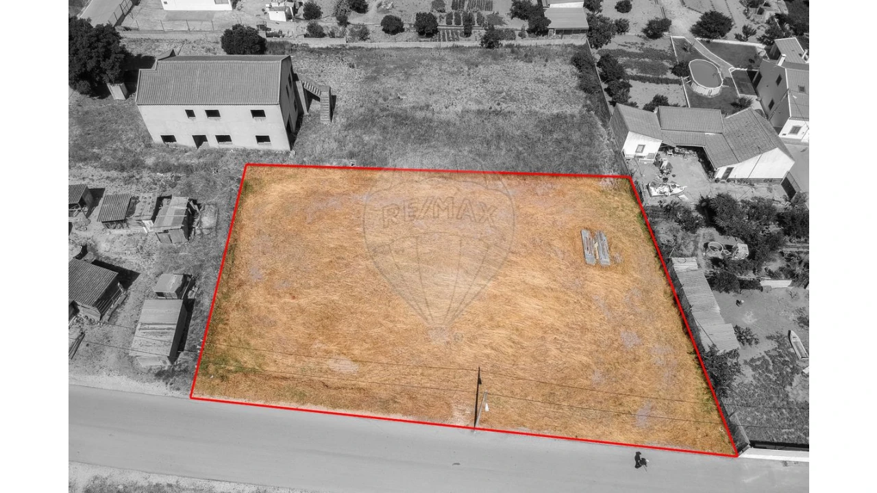 Terreno para Venda em Couço Foto 4