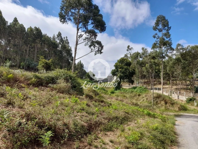 Terreno P/ Prédio para Venda em Arnoso (Santa Maria e Santa Eulália) e Sezures