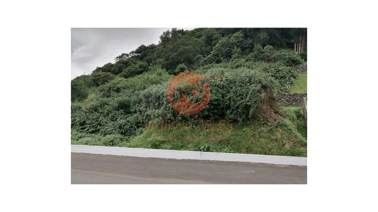 Terreno para Venda em Fontinhas Foto 19