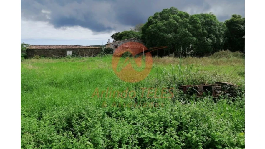 Terreno para Venda em Fontinhas