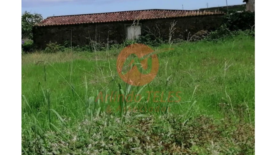 Terreno para Venda em Fontinhas Foto 4
