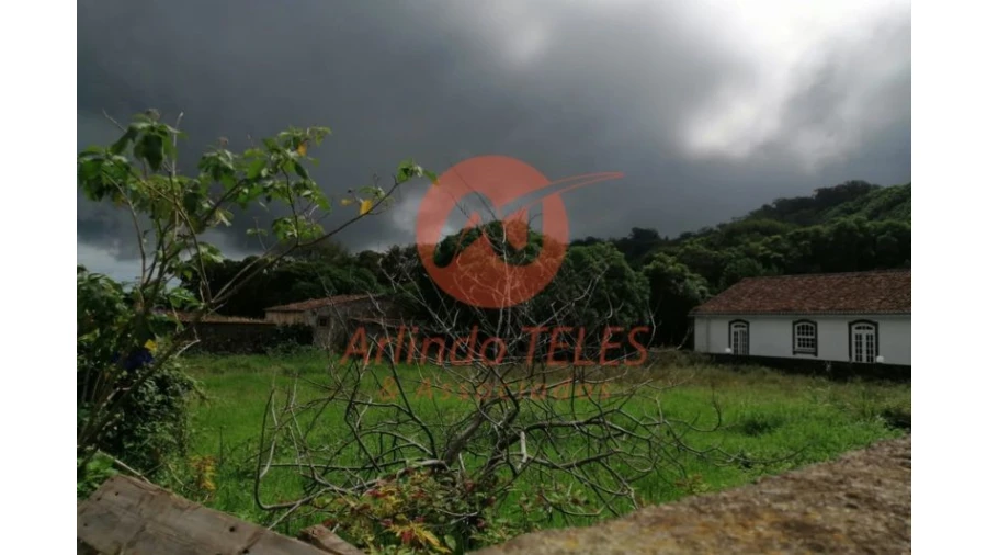 Terreno para Venda em Fontinhas Foto 2