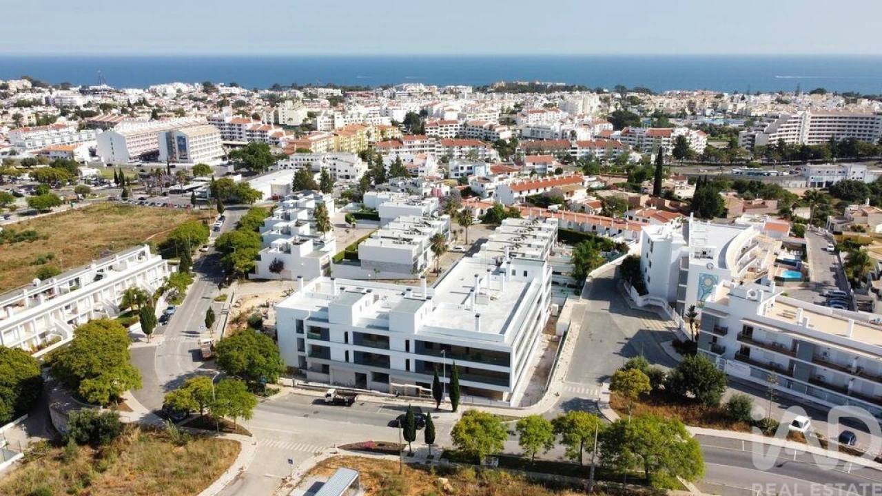 Apartamento T3 para Venda em Albufeira e Olhos de Água Foto 17