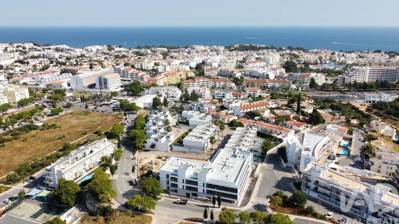Apartamento T4 para Venda em Albufeira e Olhos de Água Foto 22