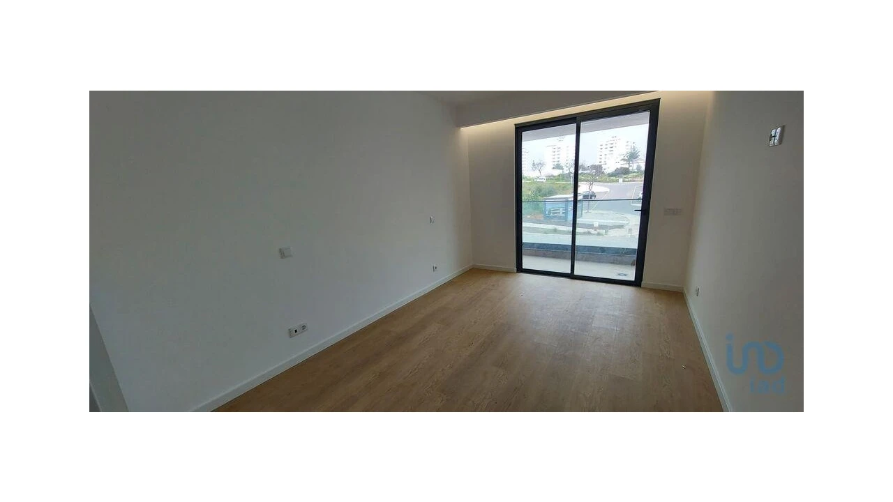 Apartamento T4 para Venda em Albufeira e Olhos de Água Foto 9