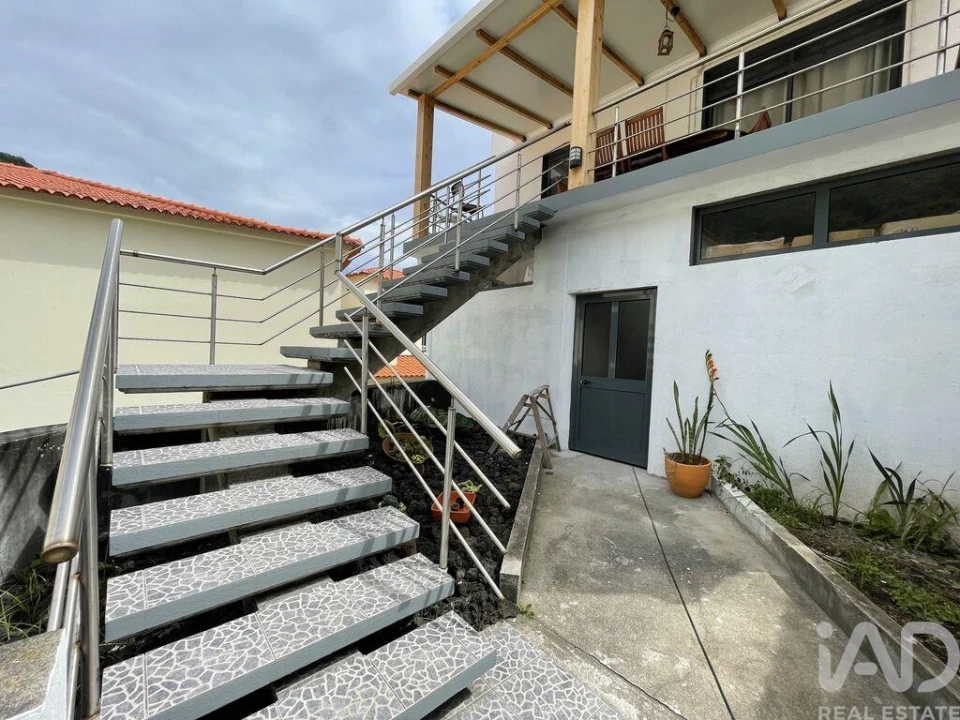 Moradia T6 para Venda em Calheta Foto 28