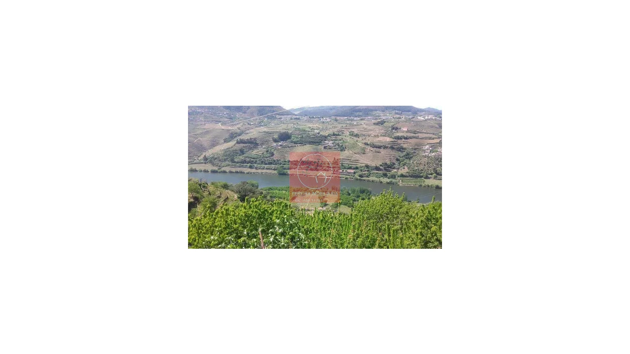 Moradia T4 para Venda em Penajoia Foto 1