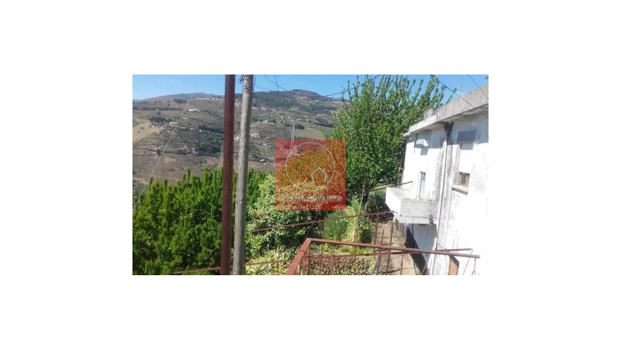 Moradia T4 para Venda em Penajoia Foto 4